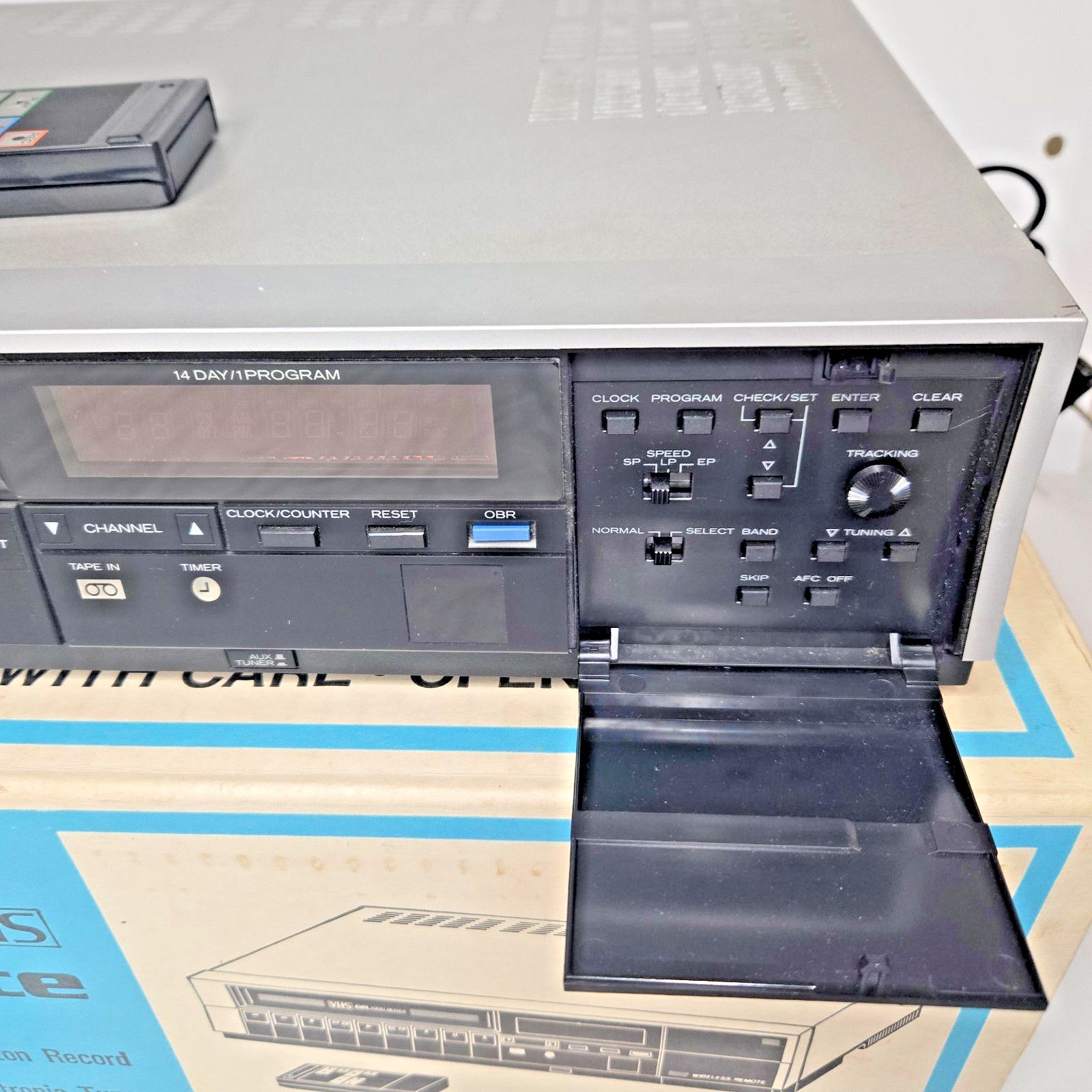 Vintage Sears SR1000 VHS VCR 934.53286550 w/ Remote Box AS-IS Parts Repair