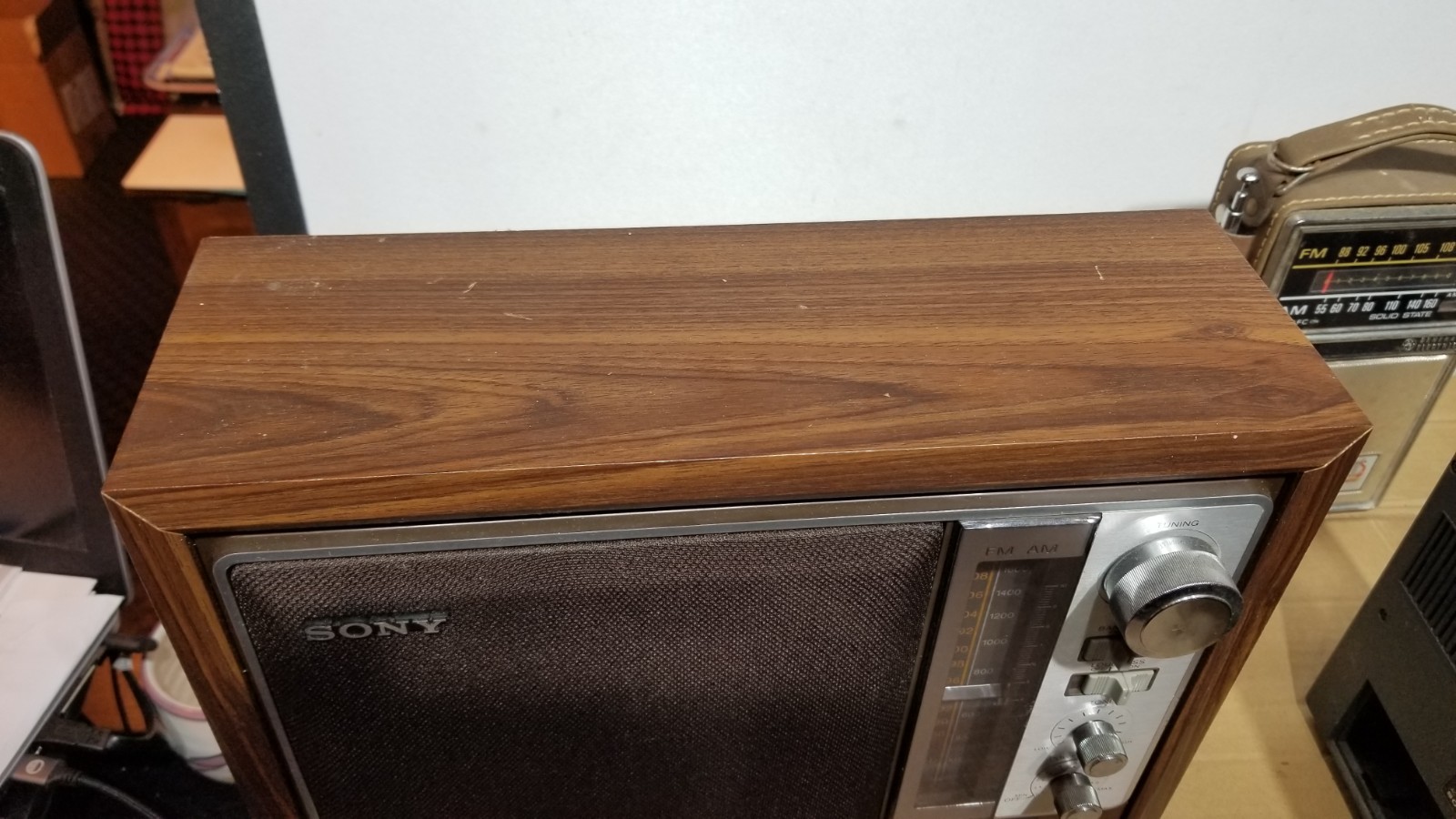 Vintage SONY AM/FM Desktop Radio Model ICF-9740W Working Radio Tested