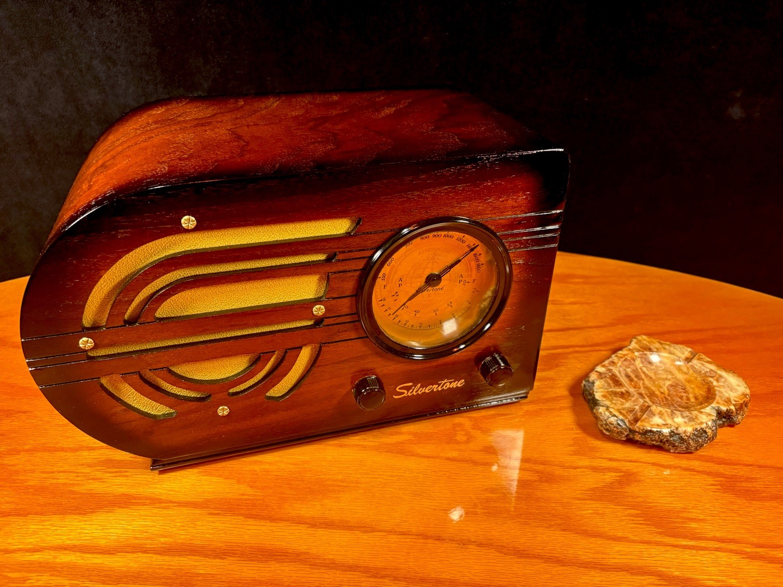 Old Wood Vintage Antique Restored Art Deco Radio Converted to a Bluetooth SPK!