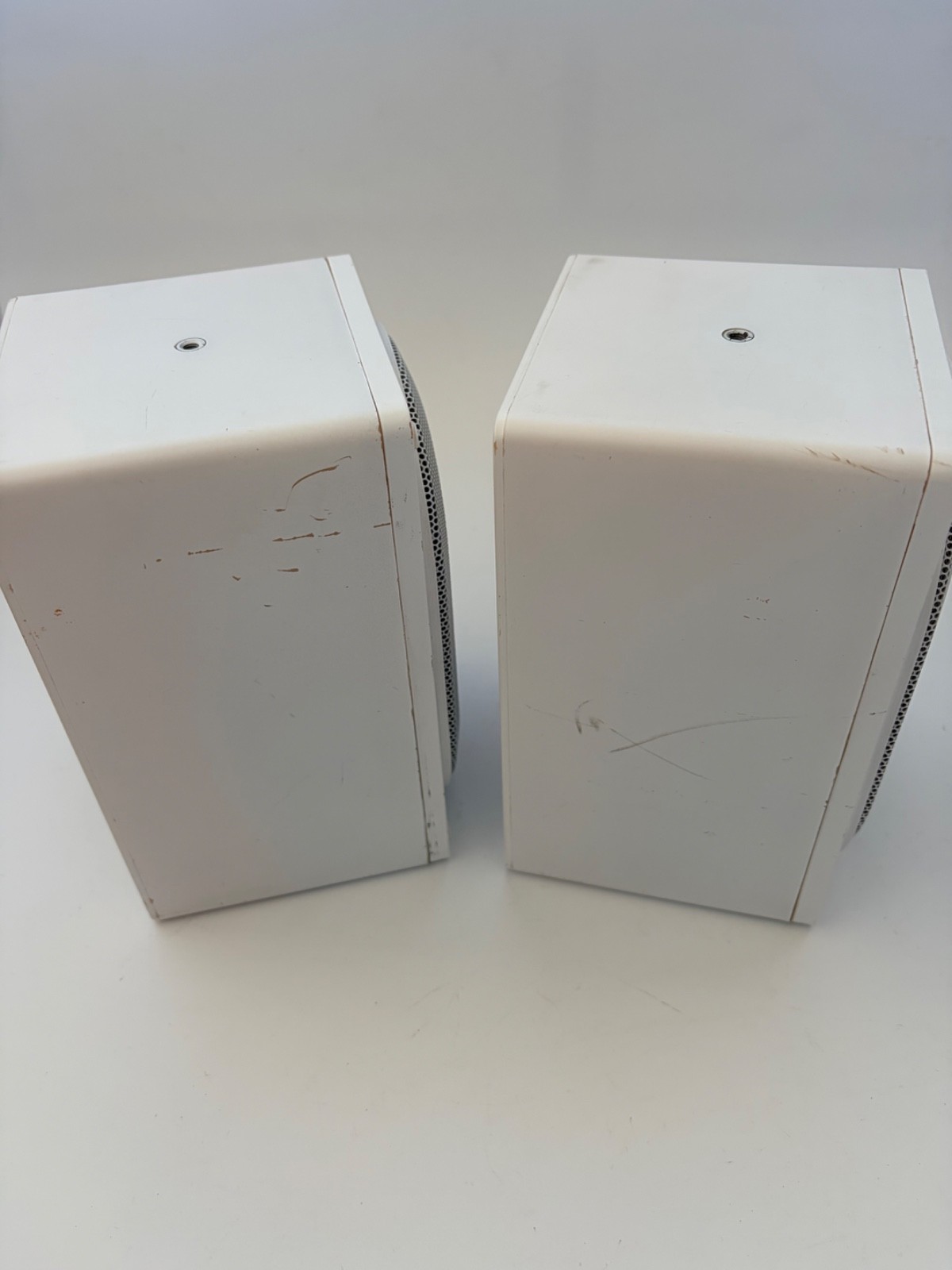 GC Electronics 30-3511 indoor/outdoor speaker home theater max power 80 watts