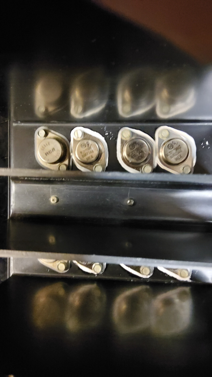 Phase linear 400 Series Two – Quasi Complimentary- 210 WPC at 8 Ohms