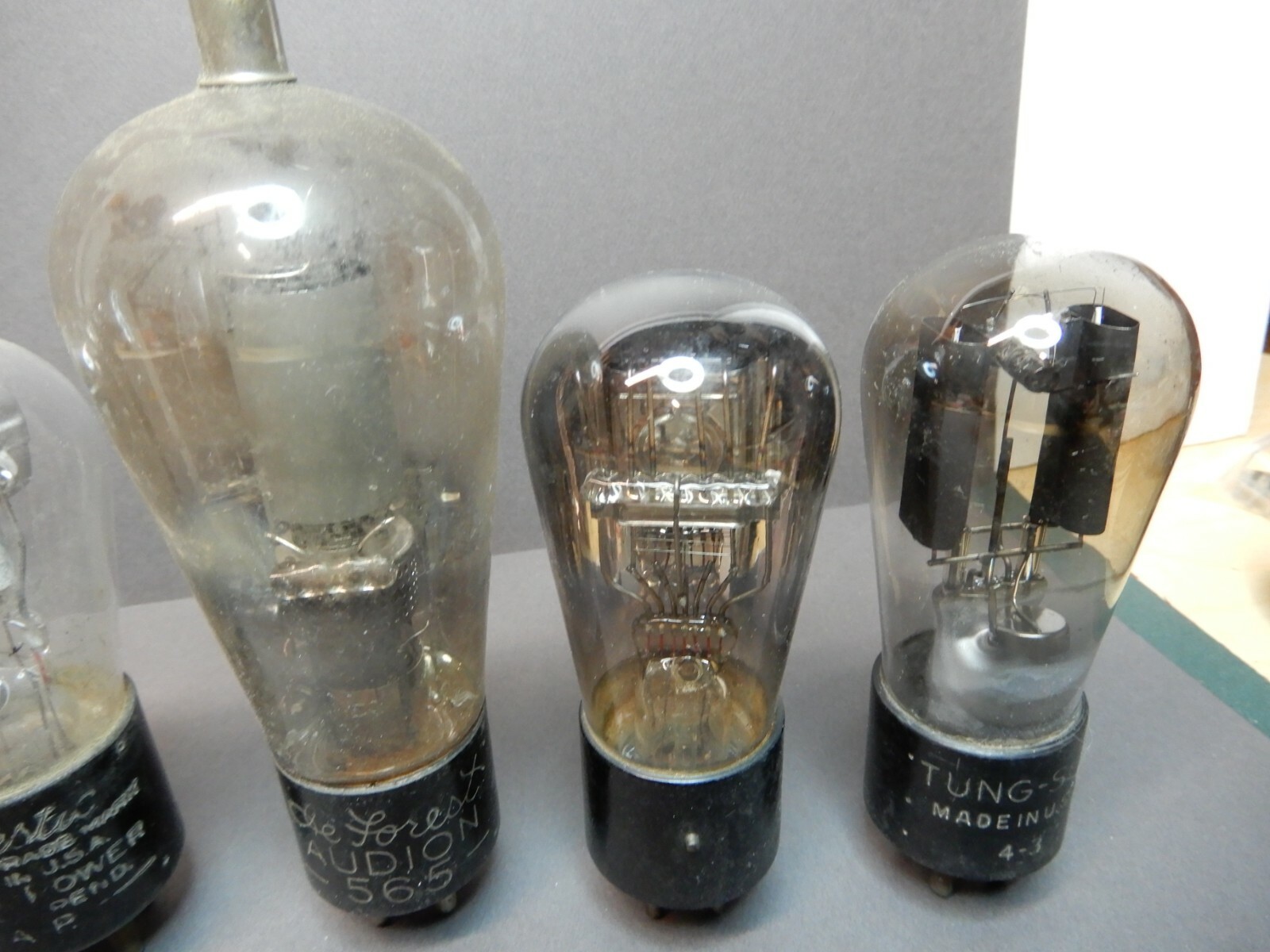 Untested Lot of Globe Vacuum Tubes 485 BH De Forest 565 AS IS