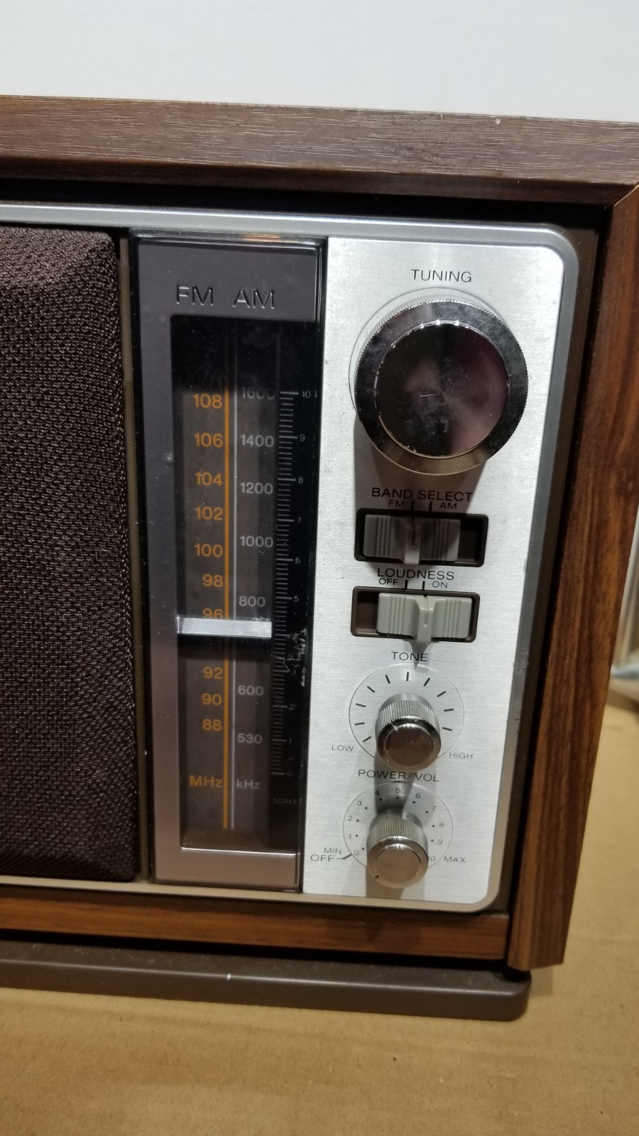 Vintage SONY AM/FM Desktop Radio Model ICF-9740W Working Radio Tested