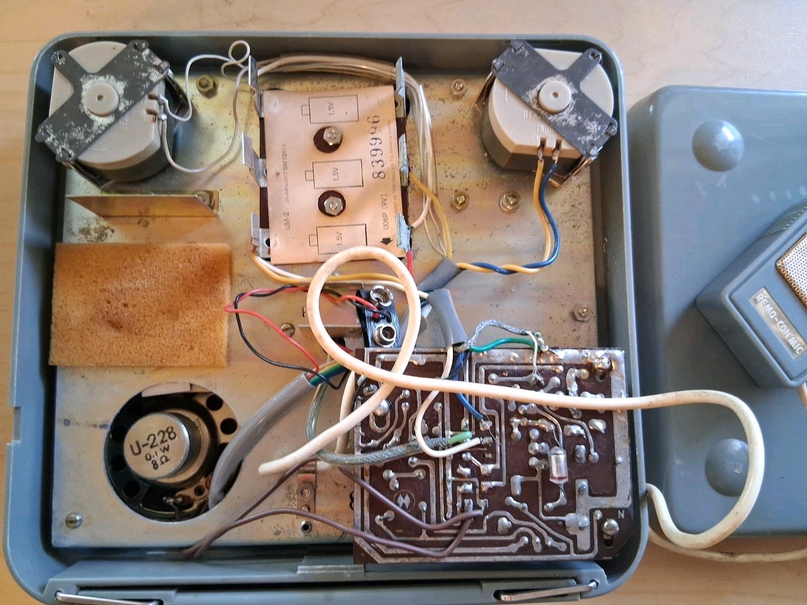 MINY O.M.G.S. Transistor Tape Recorder For Parts Or Restoration