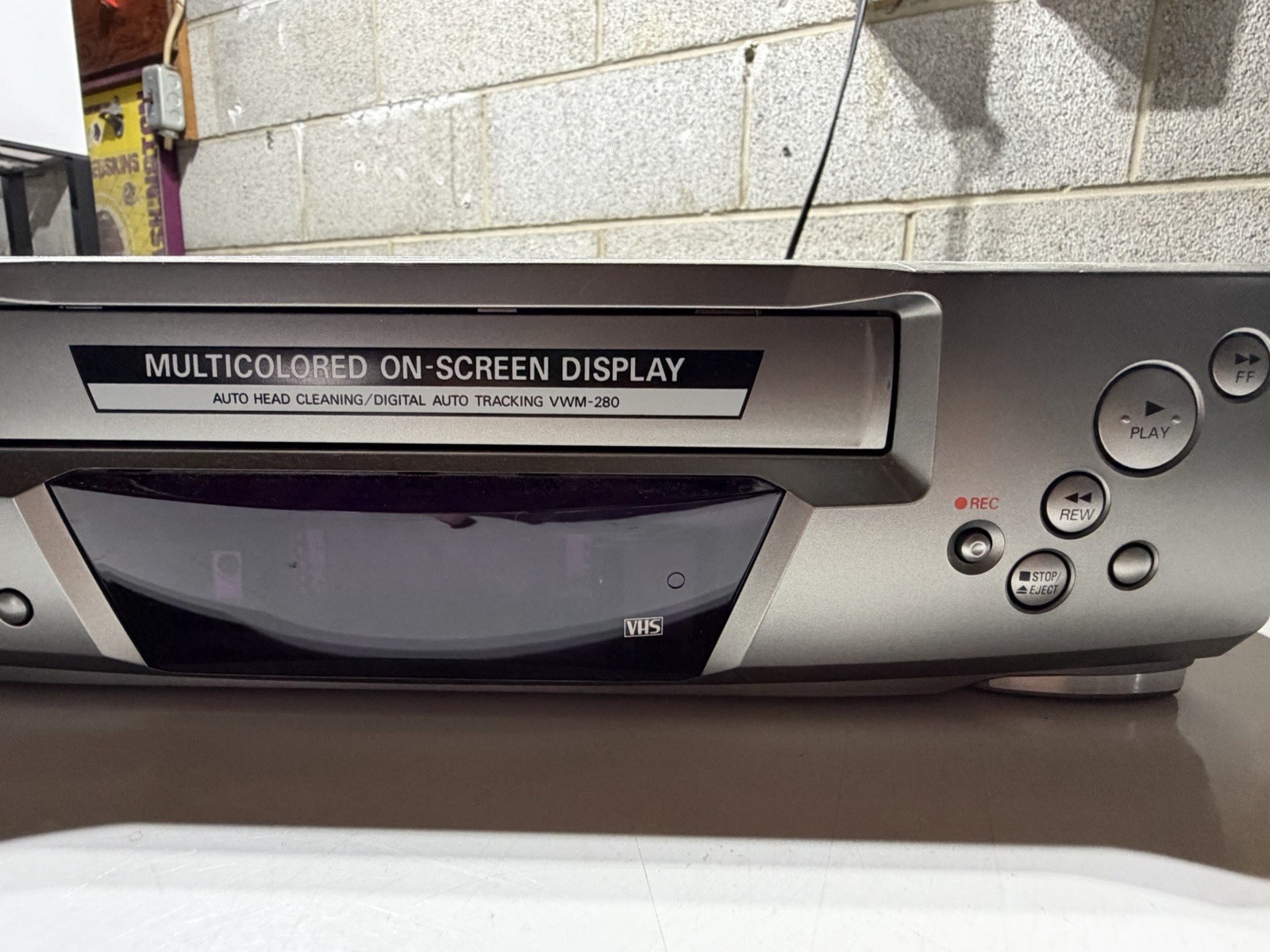 Sanyo VWM-280 VHS/VCR Player Untested No Power Cable