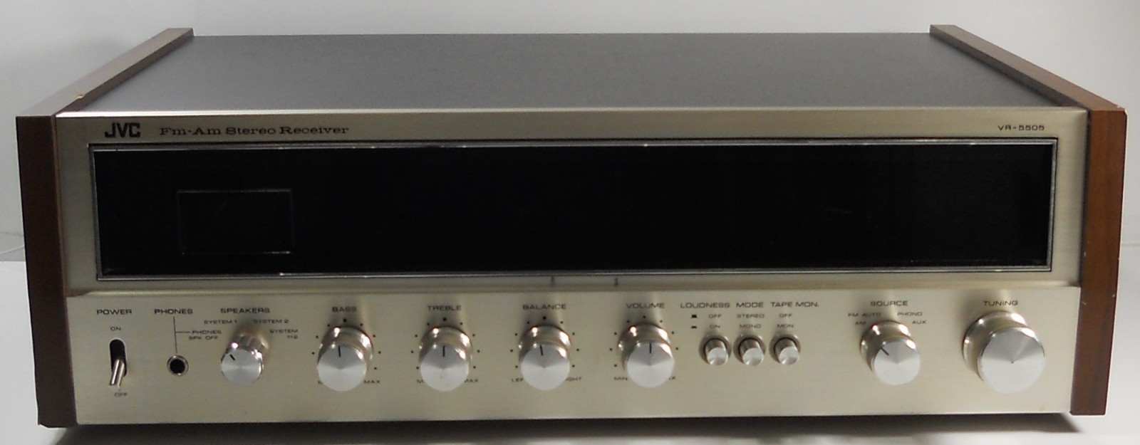 Vintage JVC VR-5505 AM/FM Stereo Receiver That Sounds Amazing!