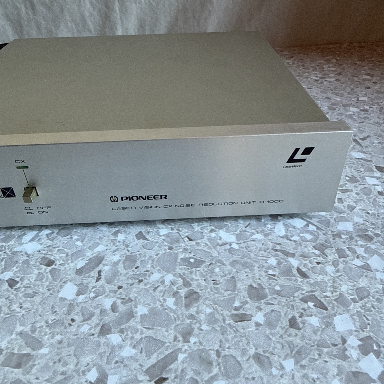Pioneer R-1000 Laser Vision CX Noise Reduction Unit Power Tested