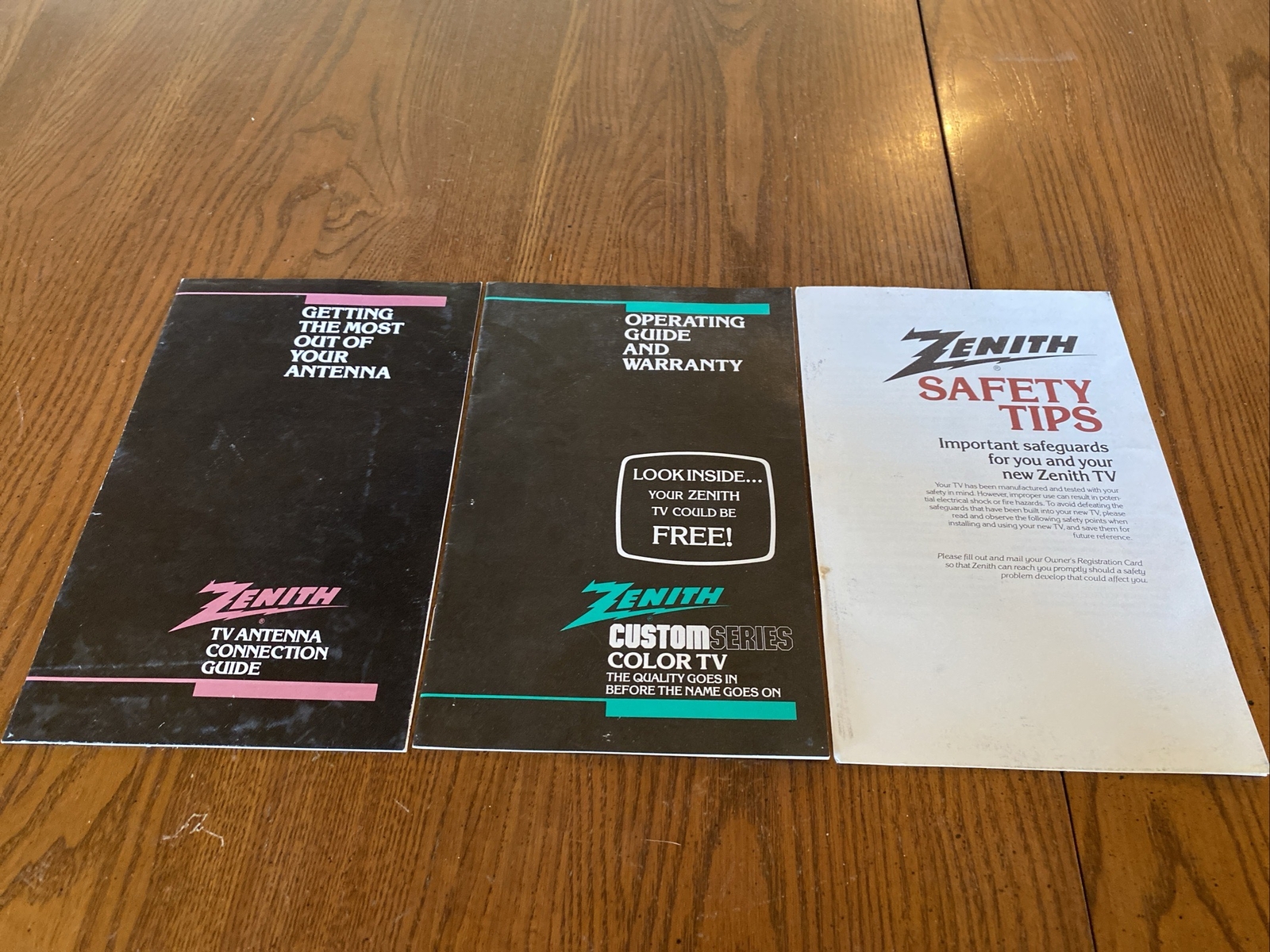 1980’s Zenith Custom Series Color TV Operating Guide Antenna Connection Safety