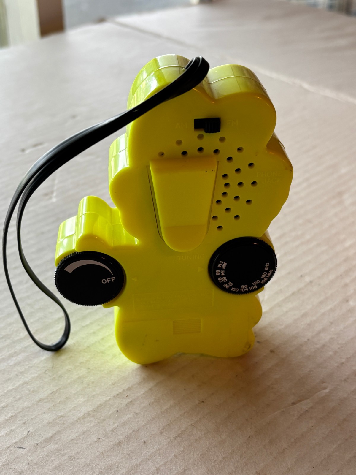 Vintage Nintendo Super Mario Am FM Radio Rare Yellow Version