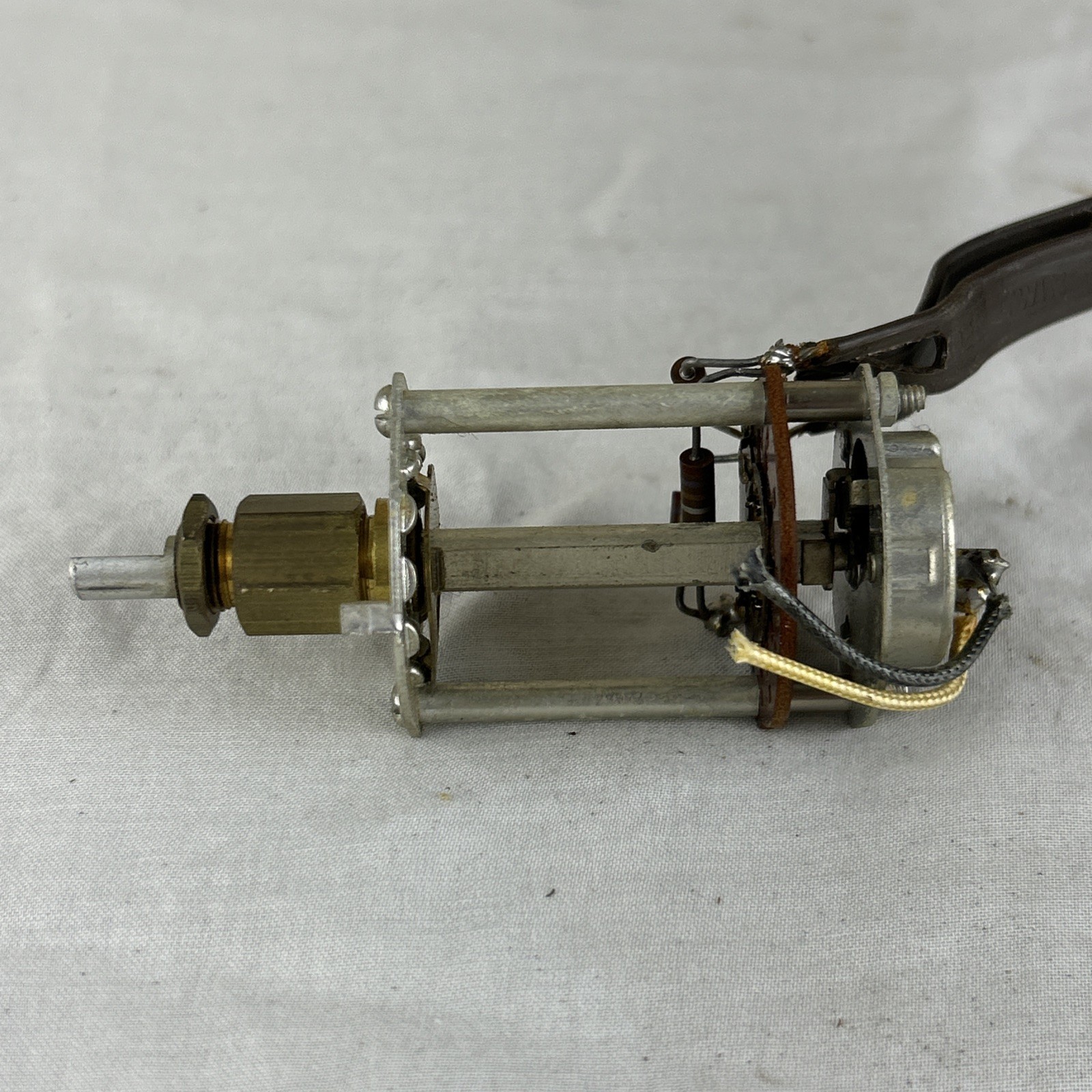 Fisher R-200 FM Antenna Potentiometer
