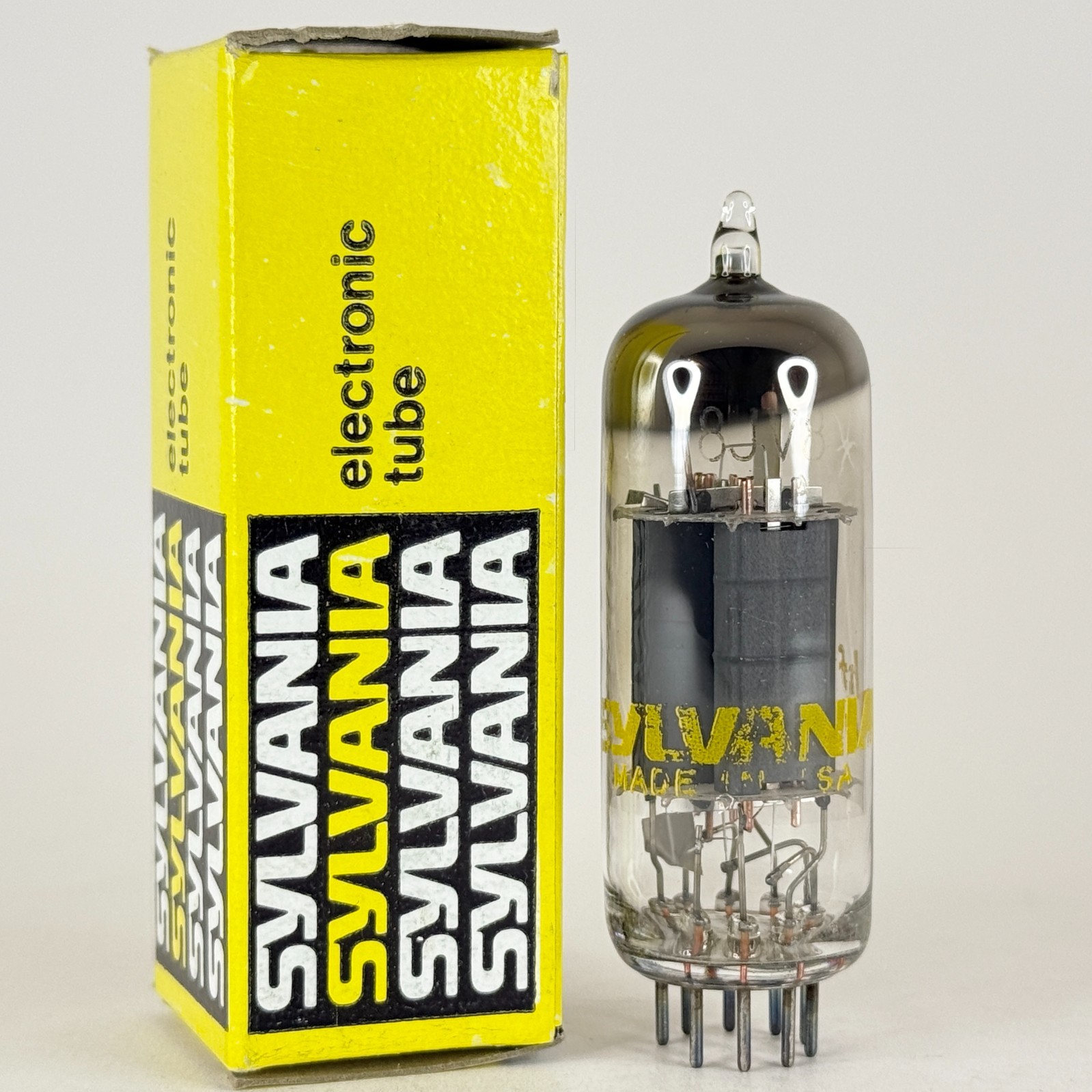 (1) Tested 1973 Sylvania 8JV8 Tube with Box Code hf AJD Triode Pentode Tube