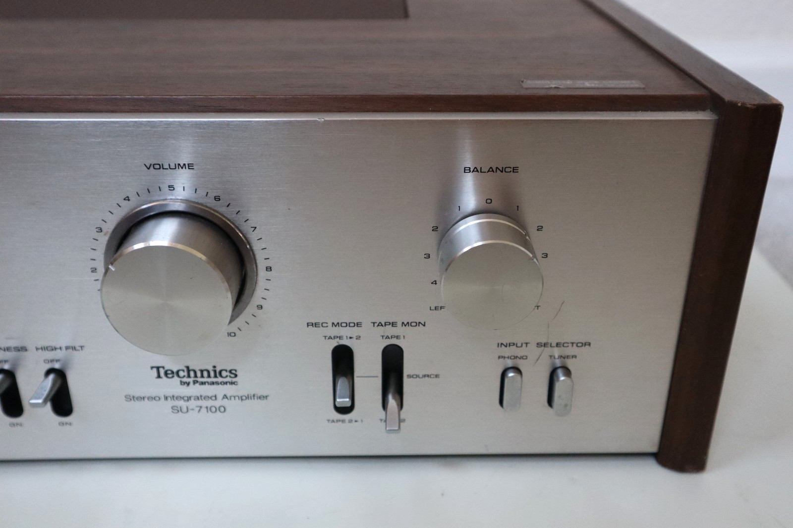 Vintage Technics SU-7100 Stereo Integrated Amplifier – Tested Works