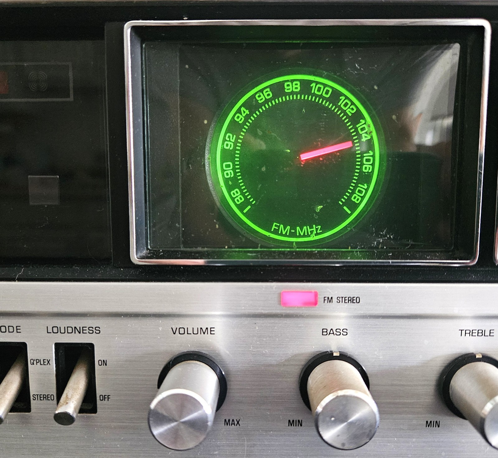 Panasonic Quad Stereo AM/FM 8 Track Player/Recorder – Model RE-8840- Orig. Spkrs
