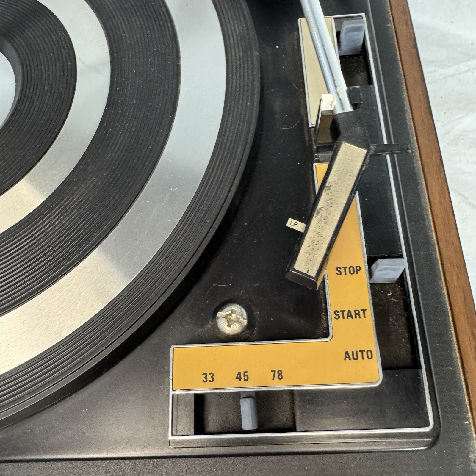 VTG Soundesign Turntable 8 Track Player Radio Record Player ~ TESTED FOR POWER ~
