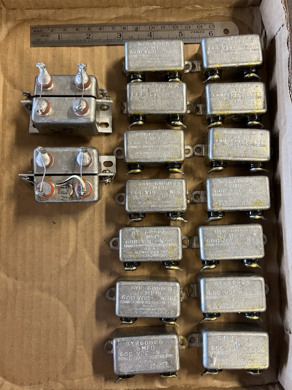 Lot Vintage Oil Capacitors Cornell Dubilier DYR6050G 0.5uF 600V Gudeman