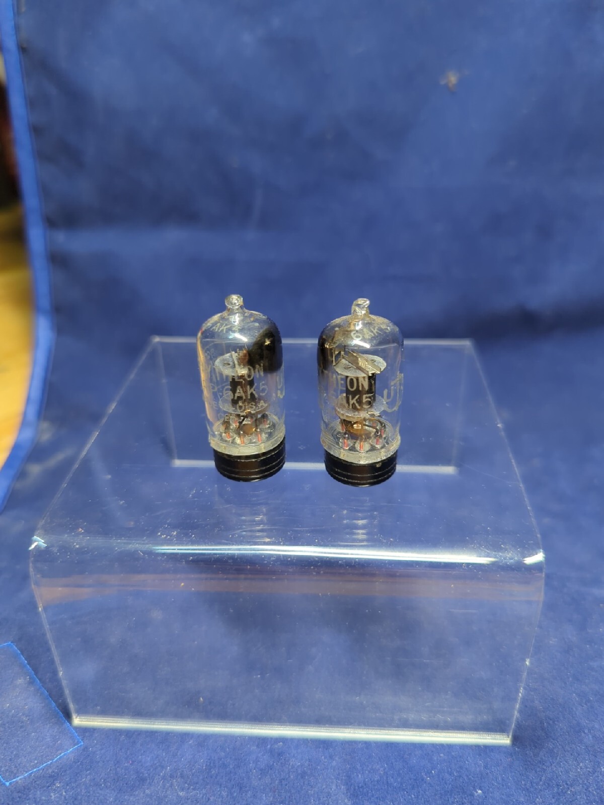 6AK5 6AK5WA M8100 5654 JAN RAYTHEON MATCHED PAIR (2)