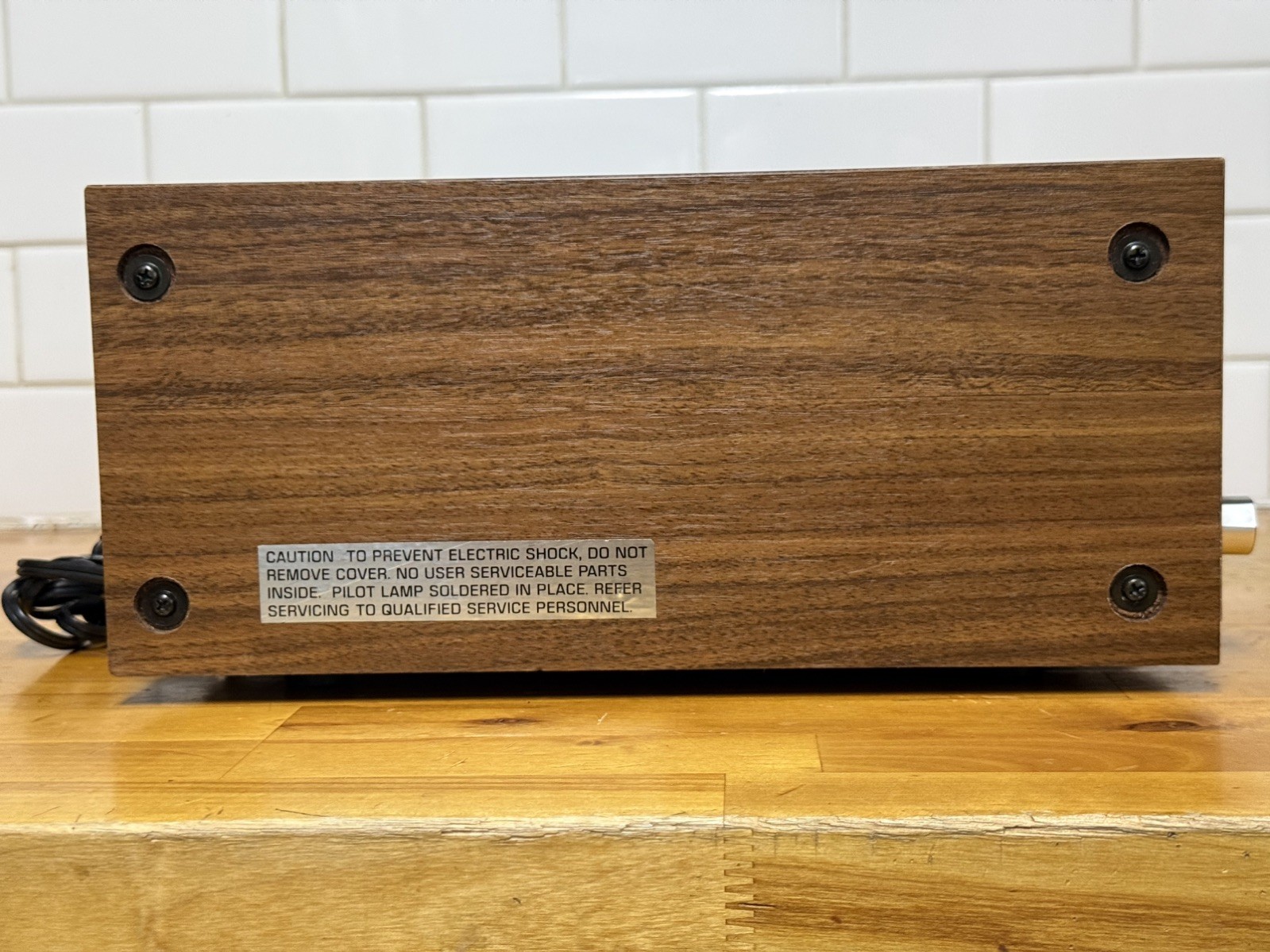 Toshiba Model SA-725 AM/FM Stereo Receiver – Good+ Condition – *Tested*