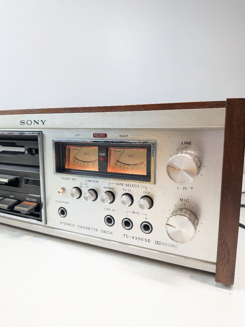 SONY TC-4350SD Stereo Cassette Deck Wood Grain Cabinet VU Meter Illuminated