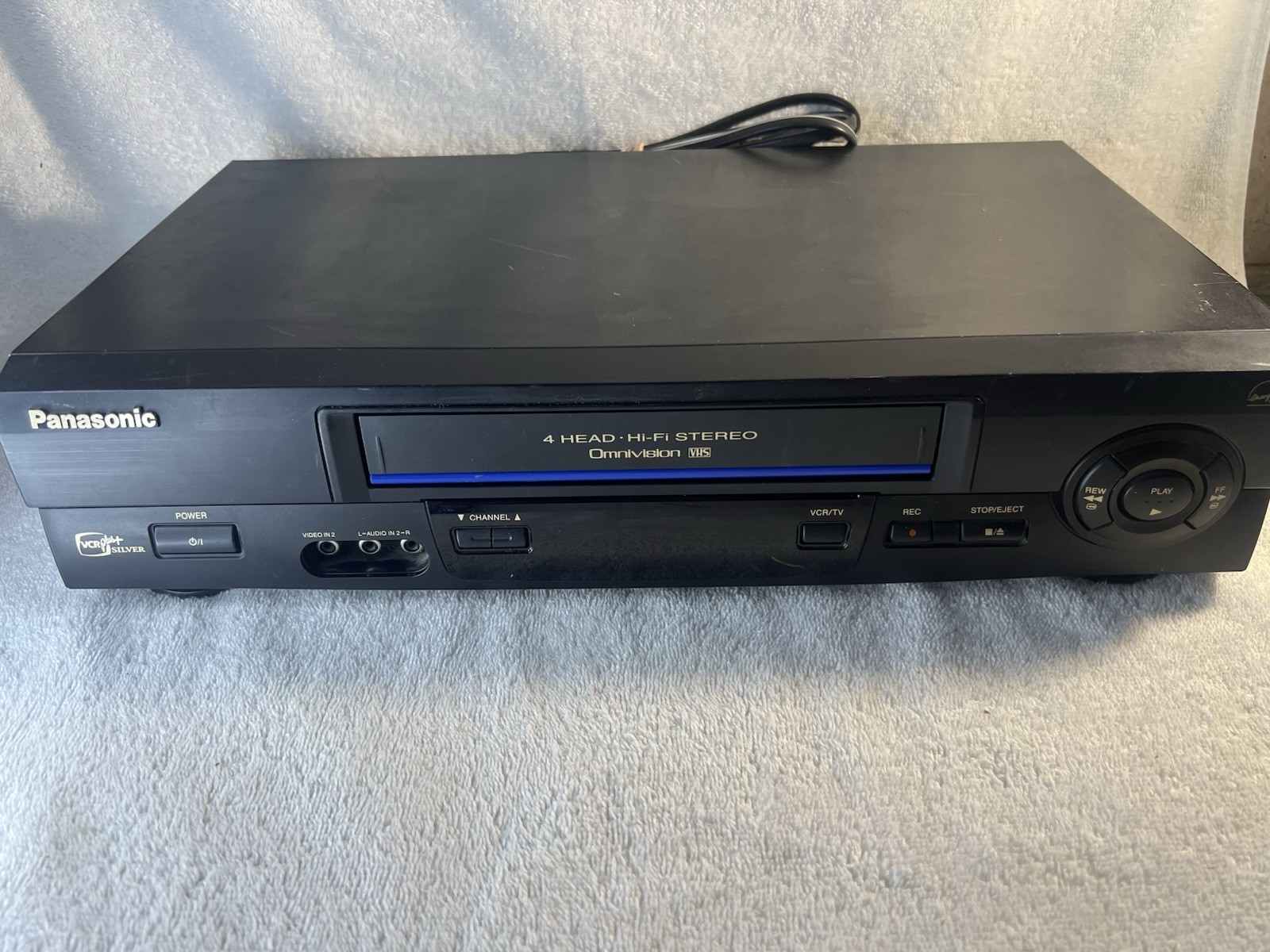 Panasonic PV-V4602 VCR VHS Player 4-Head Hi-Fi Blue Line No Remote TESTED Works