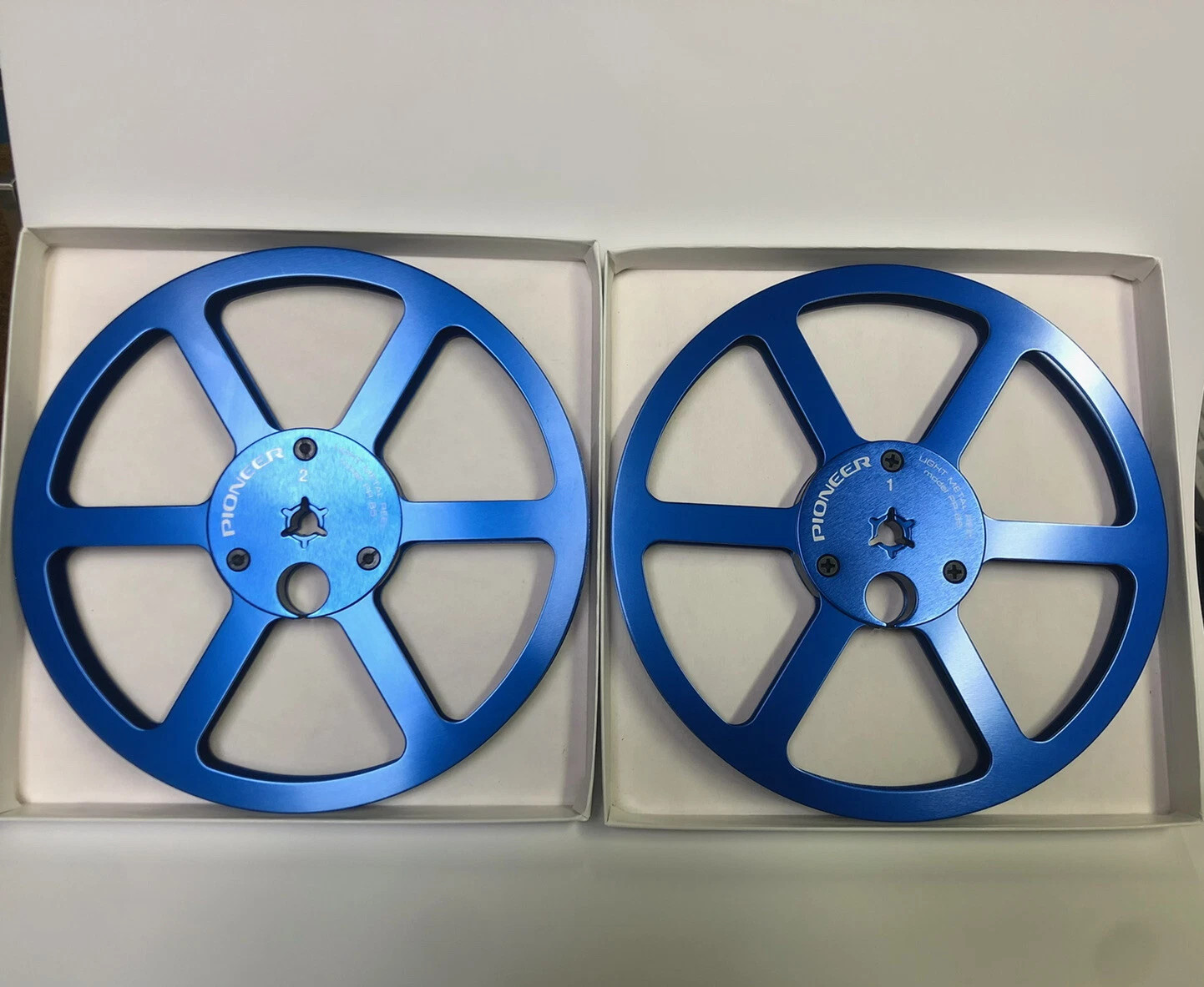 One Pair 7” Silver Pioneer Tape Reel For PR-100 PR-85 RT-909 707 tape recorder