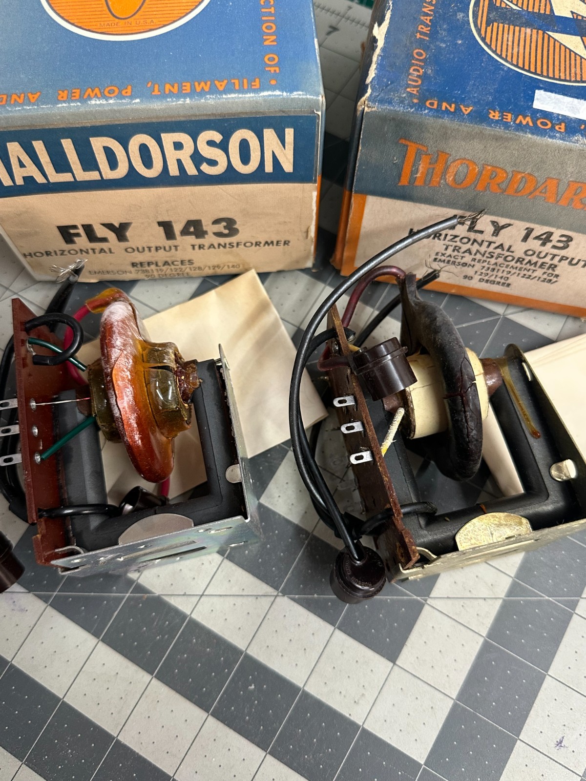 2-pack VINTAGE Halldorson Fly-143 Power Horizontal Output Transformer 90-degree