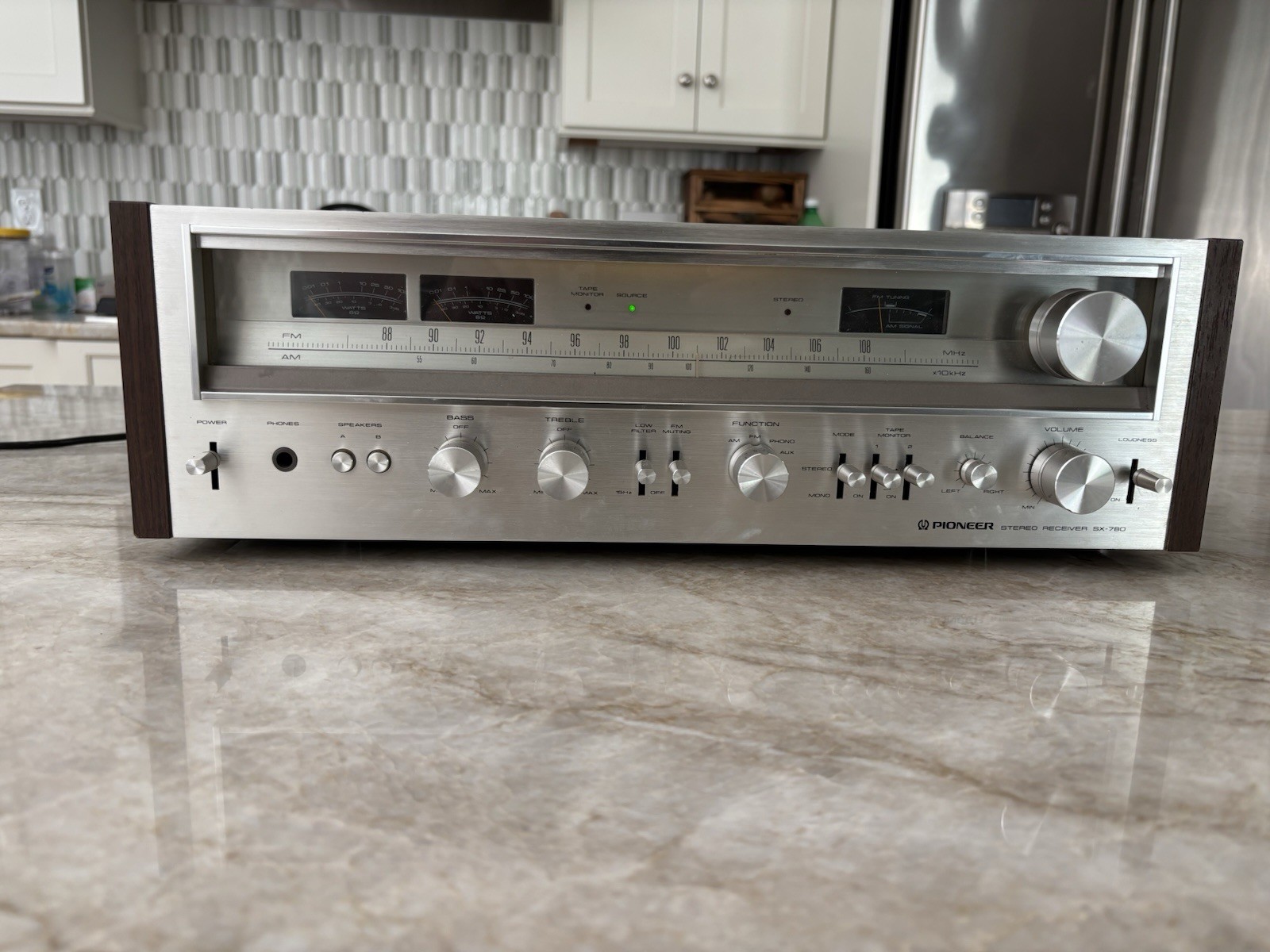 Pioneer SX-780 AM/FM Stereo Receiver, Services And Updates