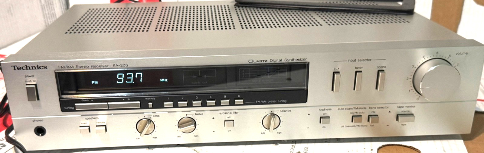 VINTAGE TECHNICS SA-206 STEREO RECEIVER AMPLIFIER PHONO, TAPE -MADE IN JAPAN!