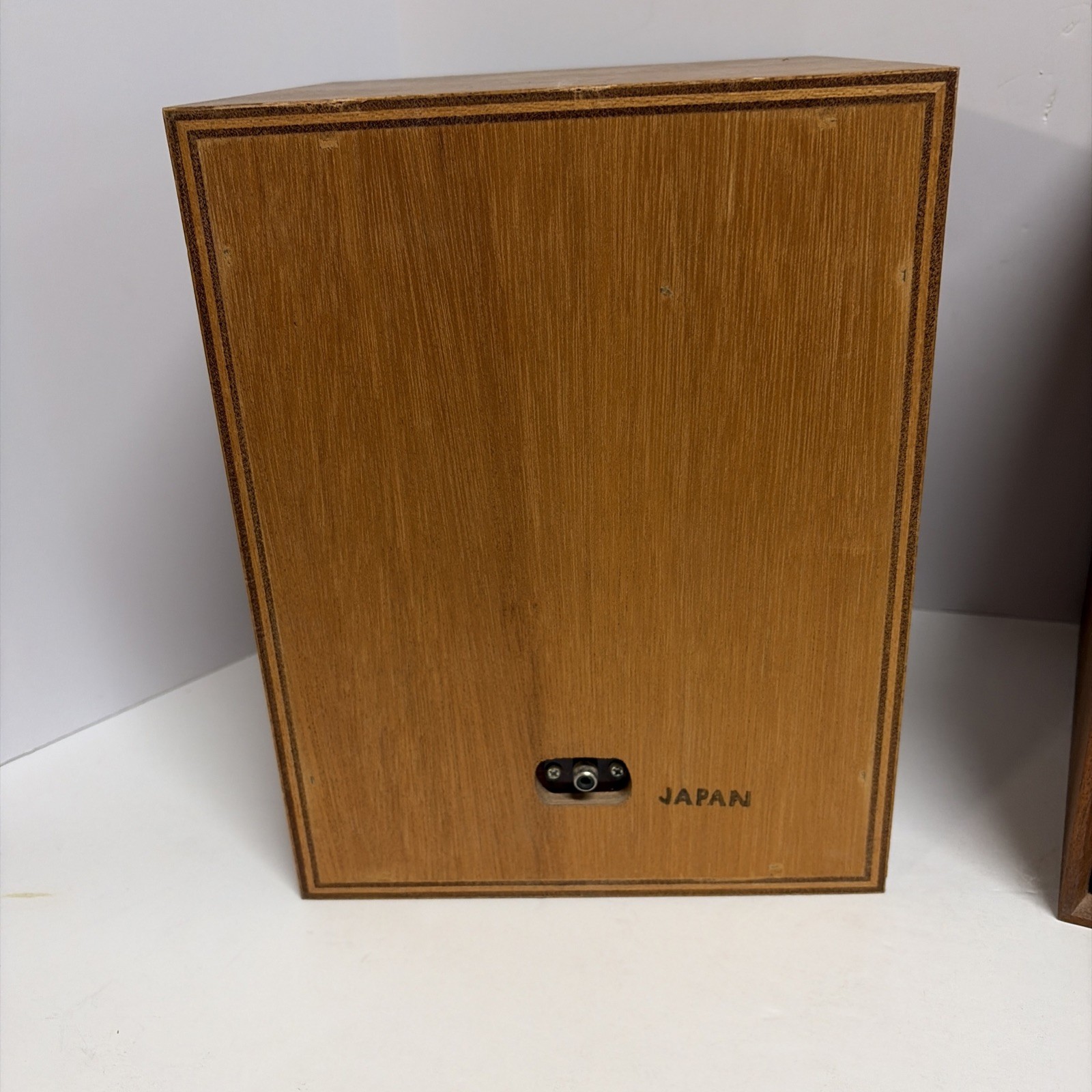 Vintage Acoustic Research Pair Of Bookcase speakers Wood Box 11x9x8