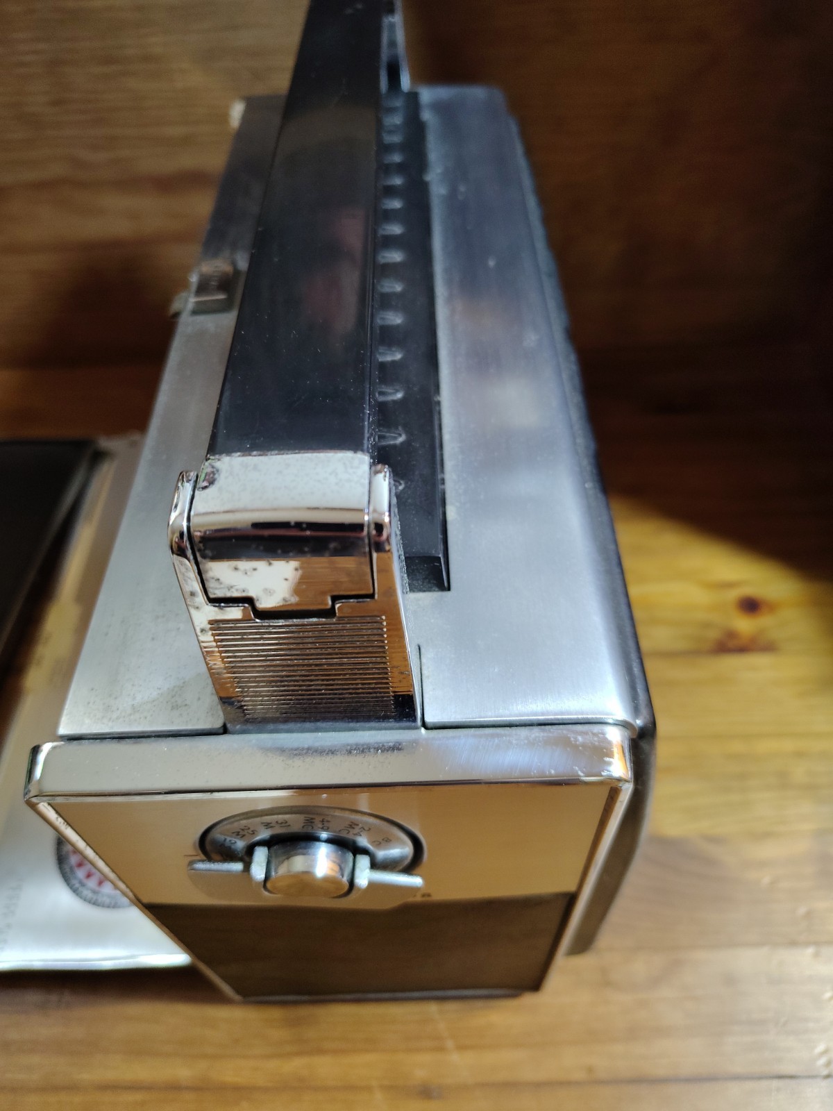 Vintage Zennith Royal 3000 Multi Band Radio