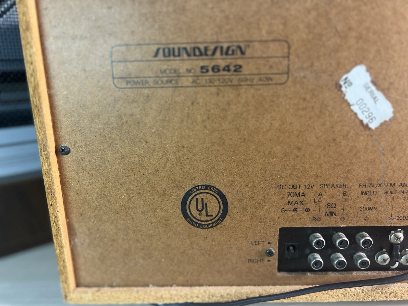 Vintage Soundesign 5642 Radio Tape Player/Recorder (2) 707S Wood Box Speakers