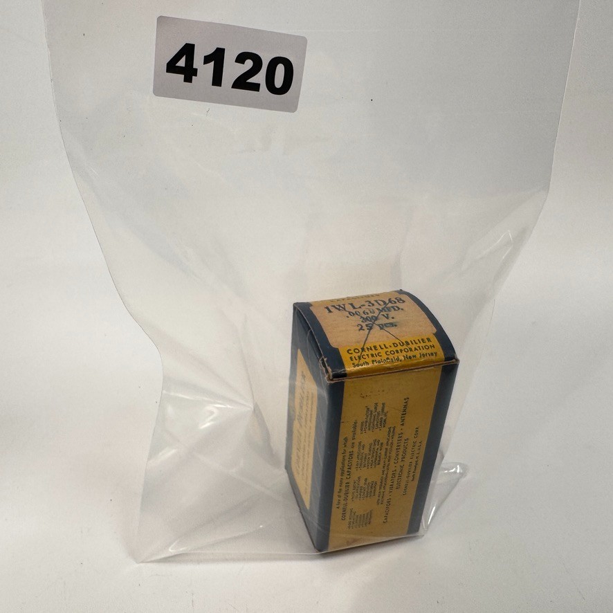 Box of 25 NOS Vintage Cornell Dubilier Mica Domino Capacitors .0068mfd
