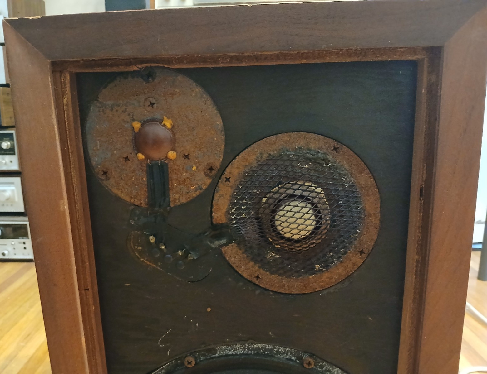One Vintage-ar-3 Speaker-Original unmolested cond-Tested-See Video
