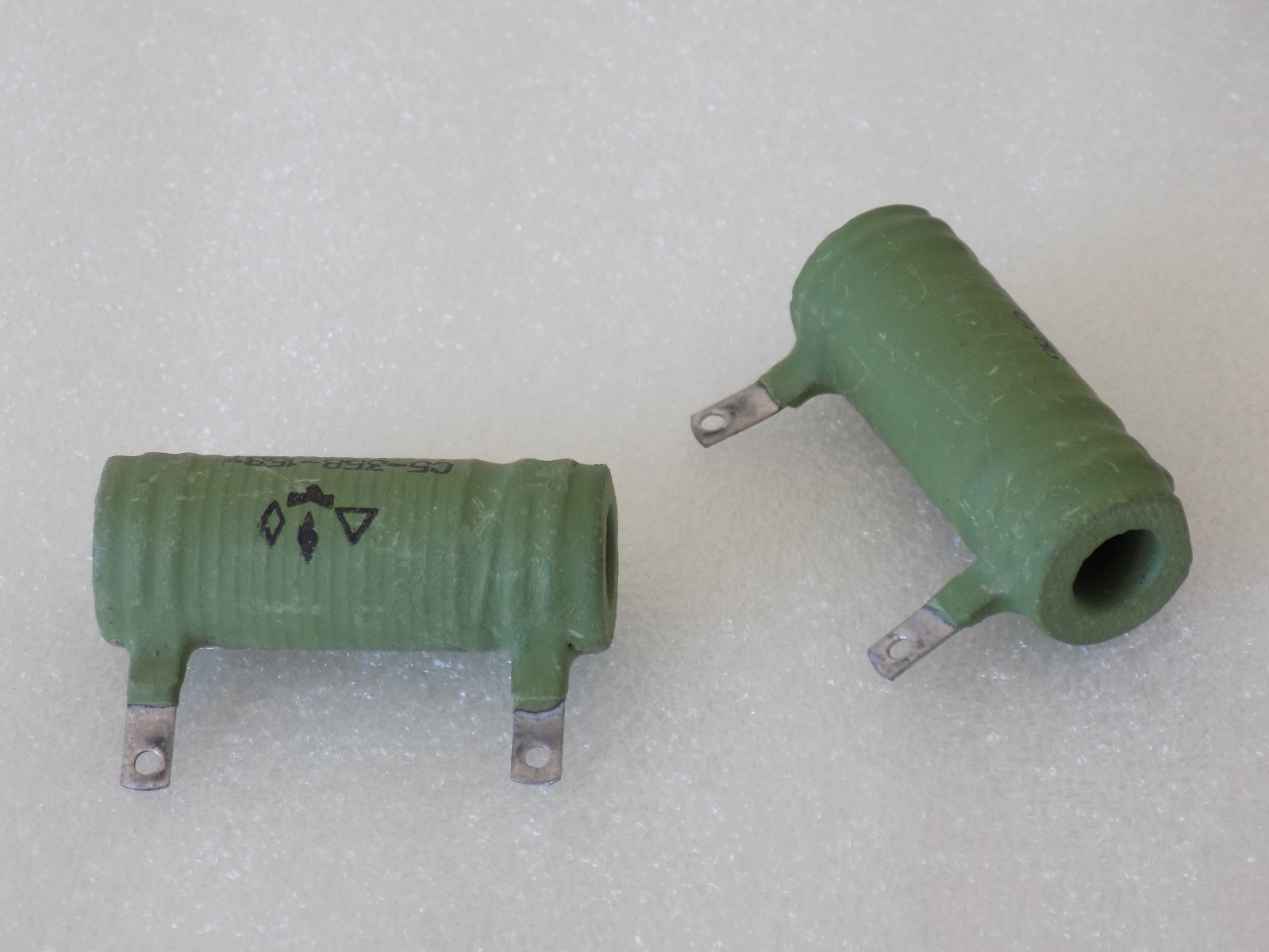 2x S5-35V ( 3.9 Ohm 5%, 15 Watt ) Ceramic Wirewound Resistor Military Grade USSR