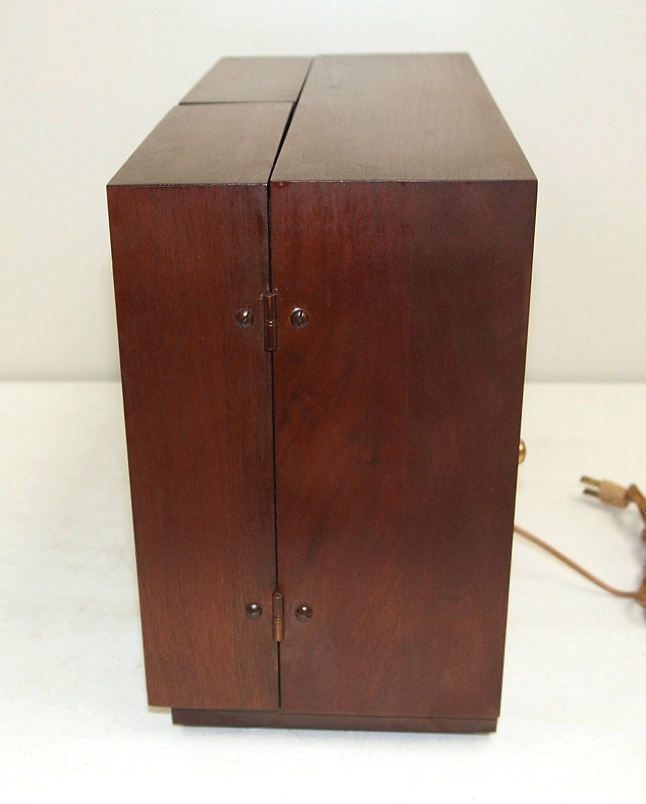 Nice!! Works!! Vtg MCM GE #T1025A AM/FM Stereo Tabletop Radio FOLDING SPEAKERS