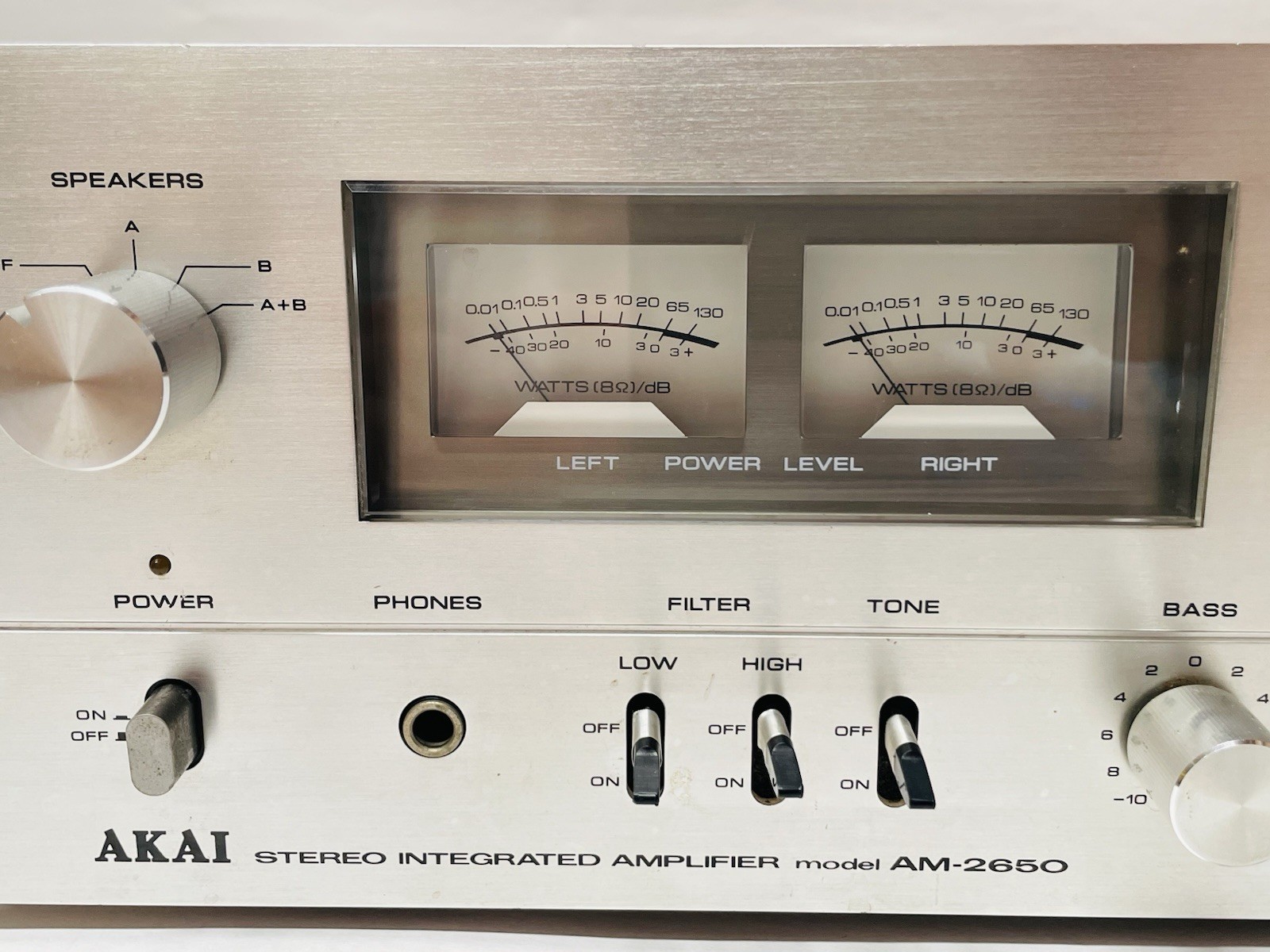 RARE Akai AM-2650 Vintage Stereo Amplifier 65W/ Channel Made In Japan From 1979
