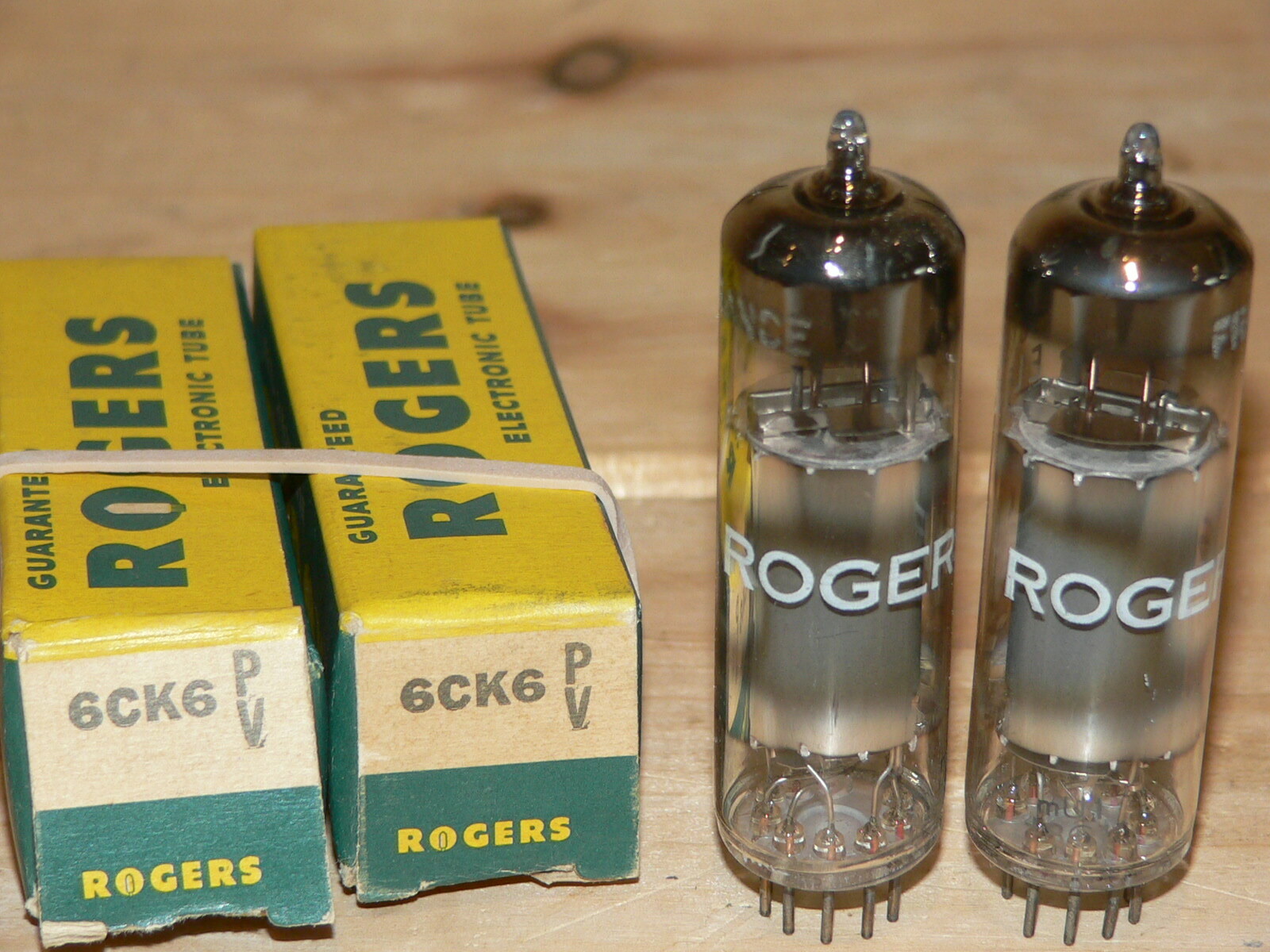 2 NIB Rogers 6CK6/EL83 Tubes (France)