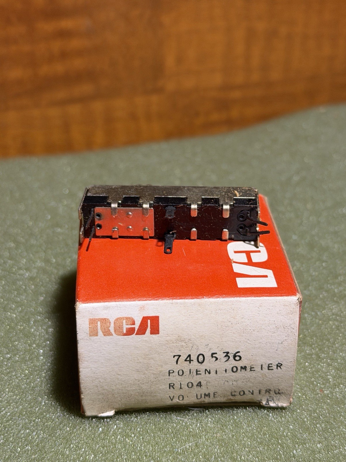 RCA 740536 R104 Potentiometer Made In Japan