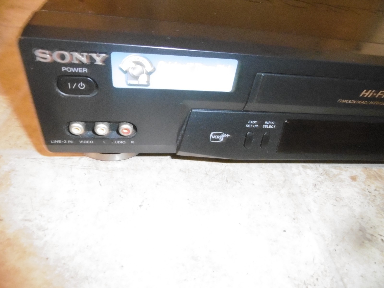 Sony SLV-N71 VCR Hi-Fi Stereo VHS Player Recorder (no remote)