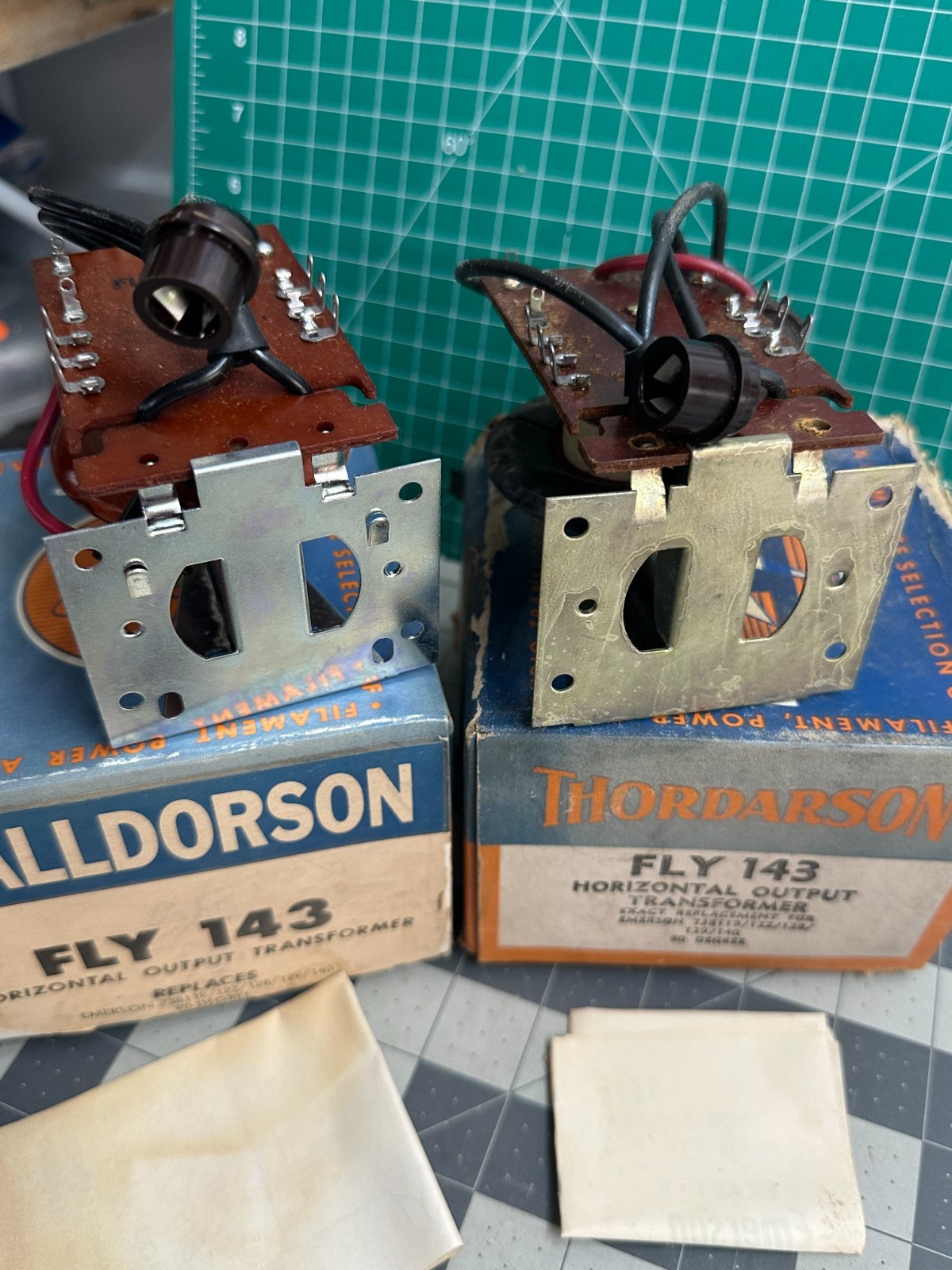 2-pack VINTAGE Halldorson Fly-143 Power Horizontal Output Transformer 90-degree