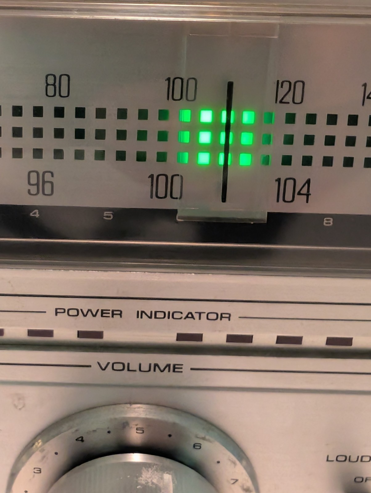 Vintage Soundesign TX 5160 AM/FM Stereo Receiver Wooden Corded 120-W Compact