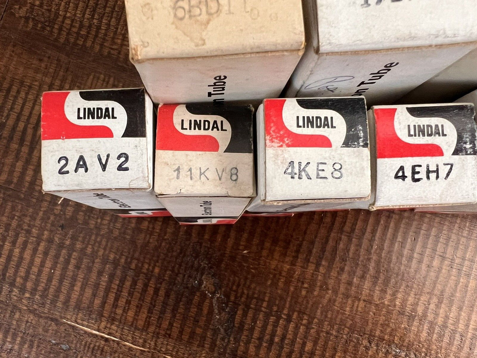 21 – Vintage Vacuum Tubes Lot Lindal Radio Electronic
