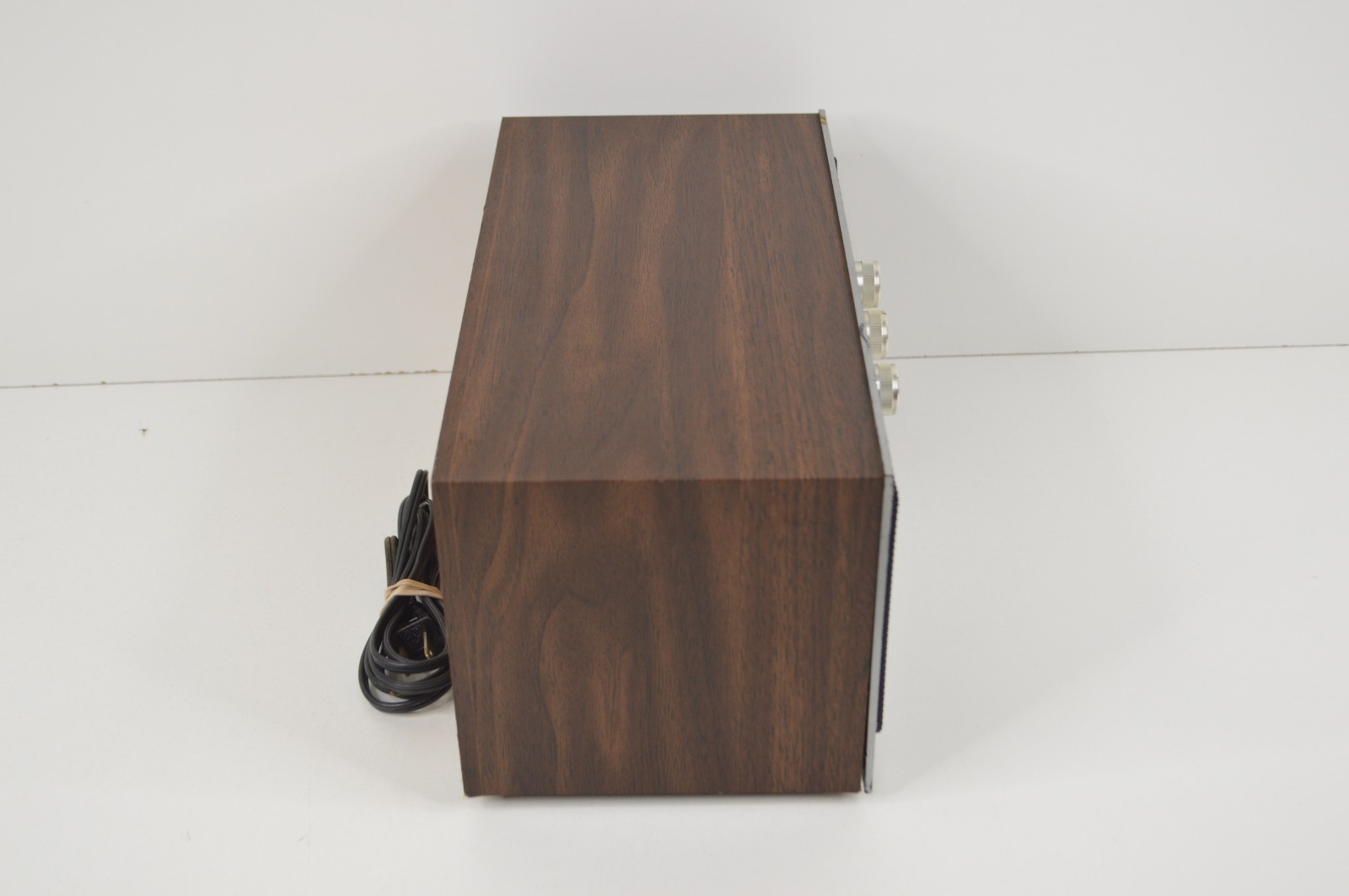 Electro Brand 8-Track Player Model No. 6493 Wooden Case ONE SPEAKER NO SOUND