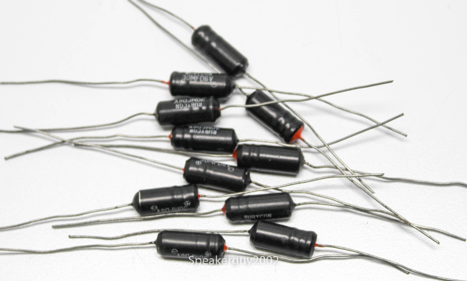 11 Pieces / Rubycon Polarized Axial Capacitors / 30 uf 6 VDC — C1