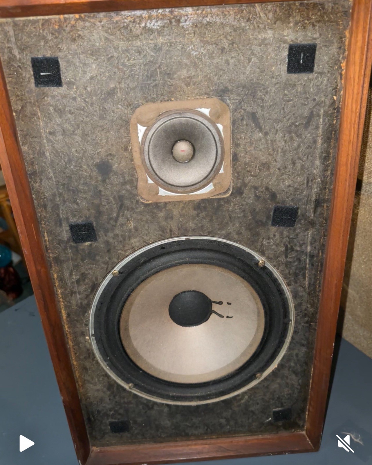 Ultra-Rare Vintage Harman Kardon HK-40 Stratophonic Speaker 10″ Woofer works