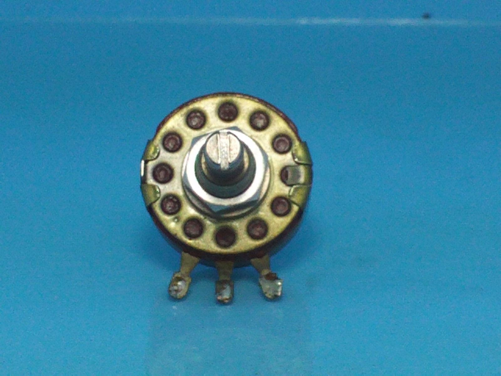 ALLEN BRADLEY AB 2 MEG OHM POTENTIOMETER 311-042 6453 TYPE J POT 2 W