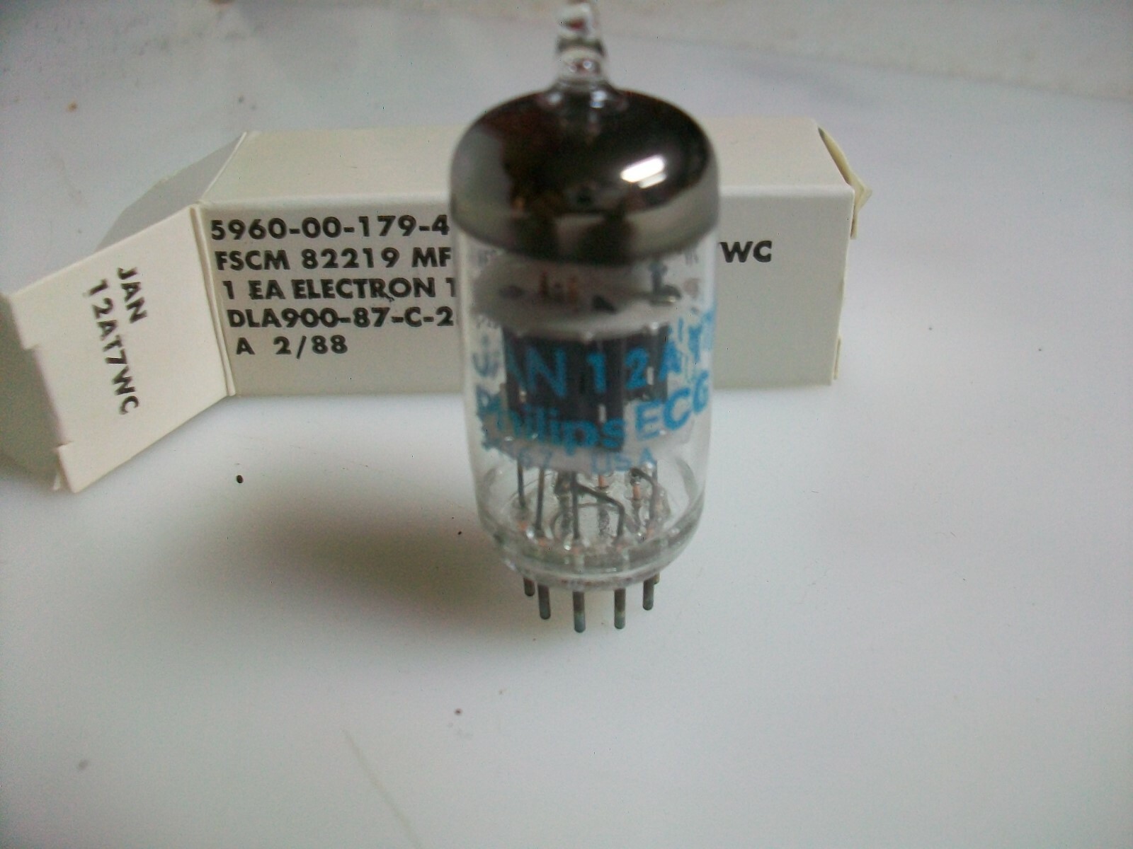 PHILIPS JAN 12AT7WC TUBE NSN 5960-00-179-4446