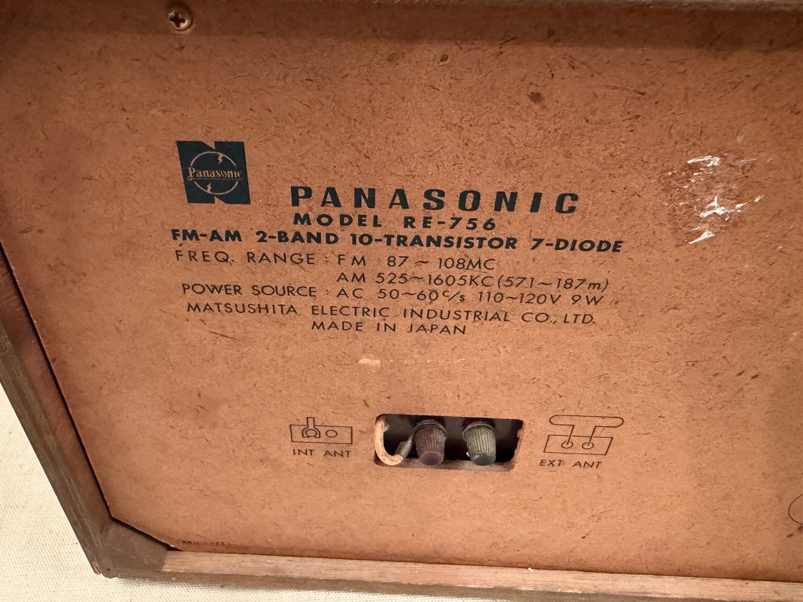 Vintage Panasonic RE-756 Solid State AM FM Radio Wood Cabinet Japan