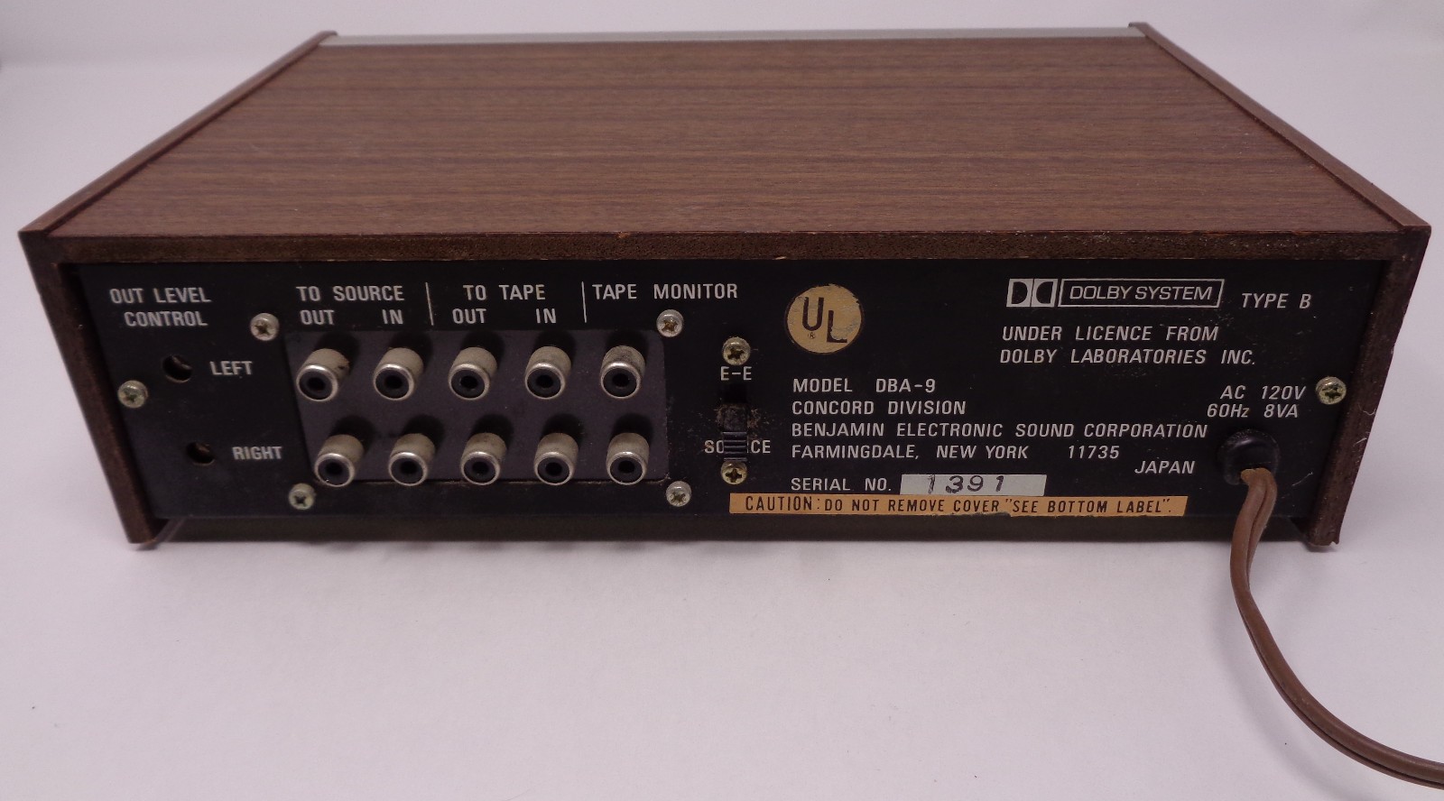 1970’s Concord DBA-9 Dolby Noise Reduction Unit – powers up, and needles move.