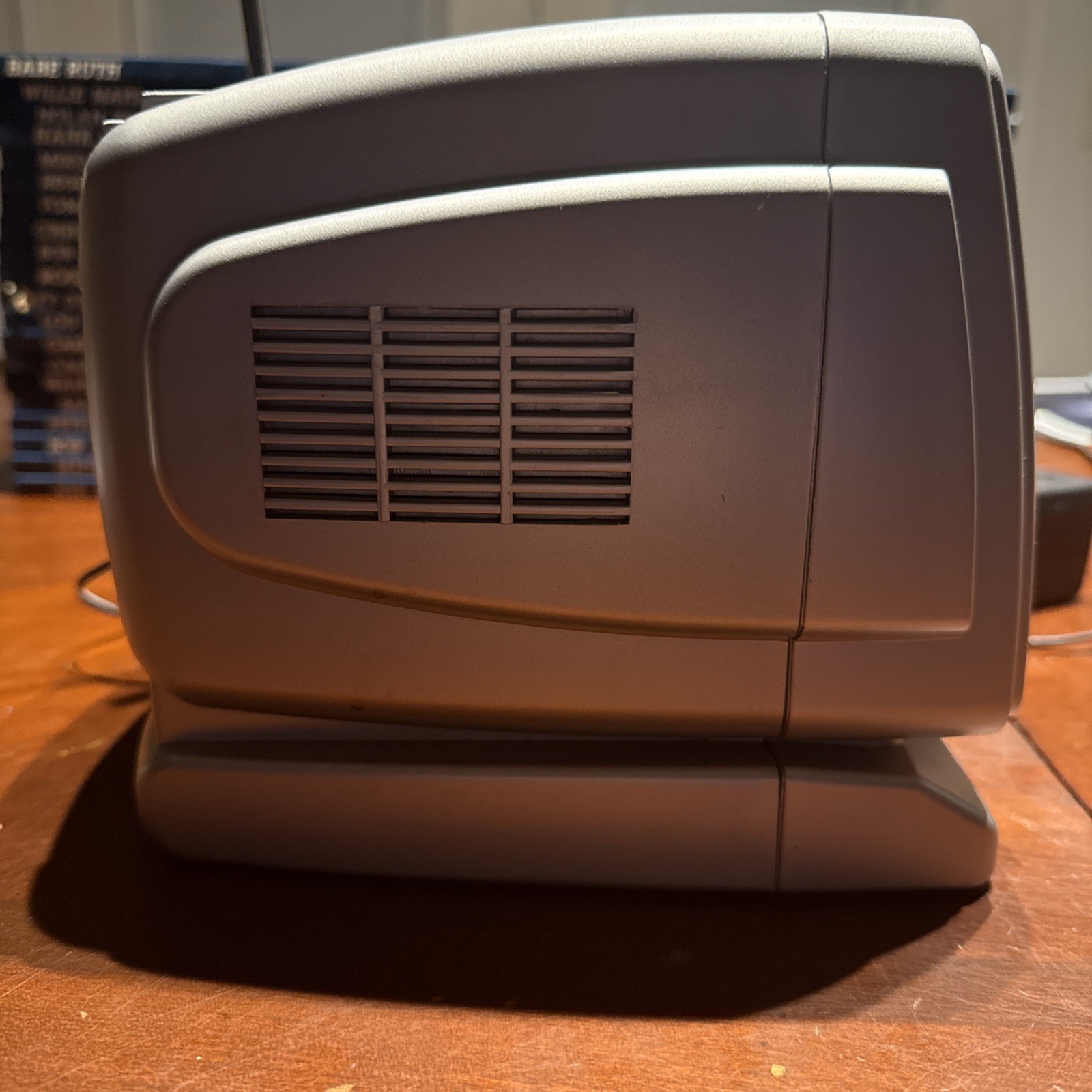 COBY CX-TV1 Portable 5″ Black & White Television – AM/FM Radio