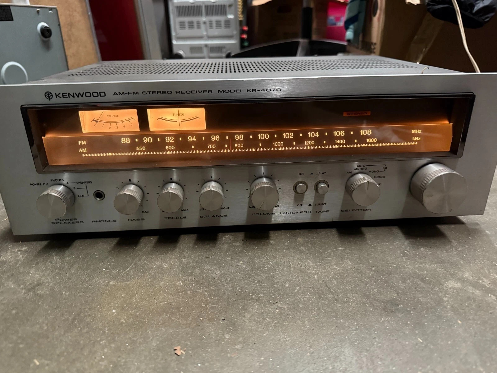 Vintage KENWOOD KR-4070 Stereo Receiver *Tested*
